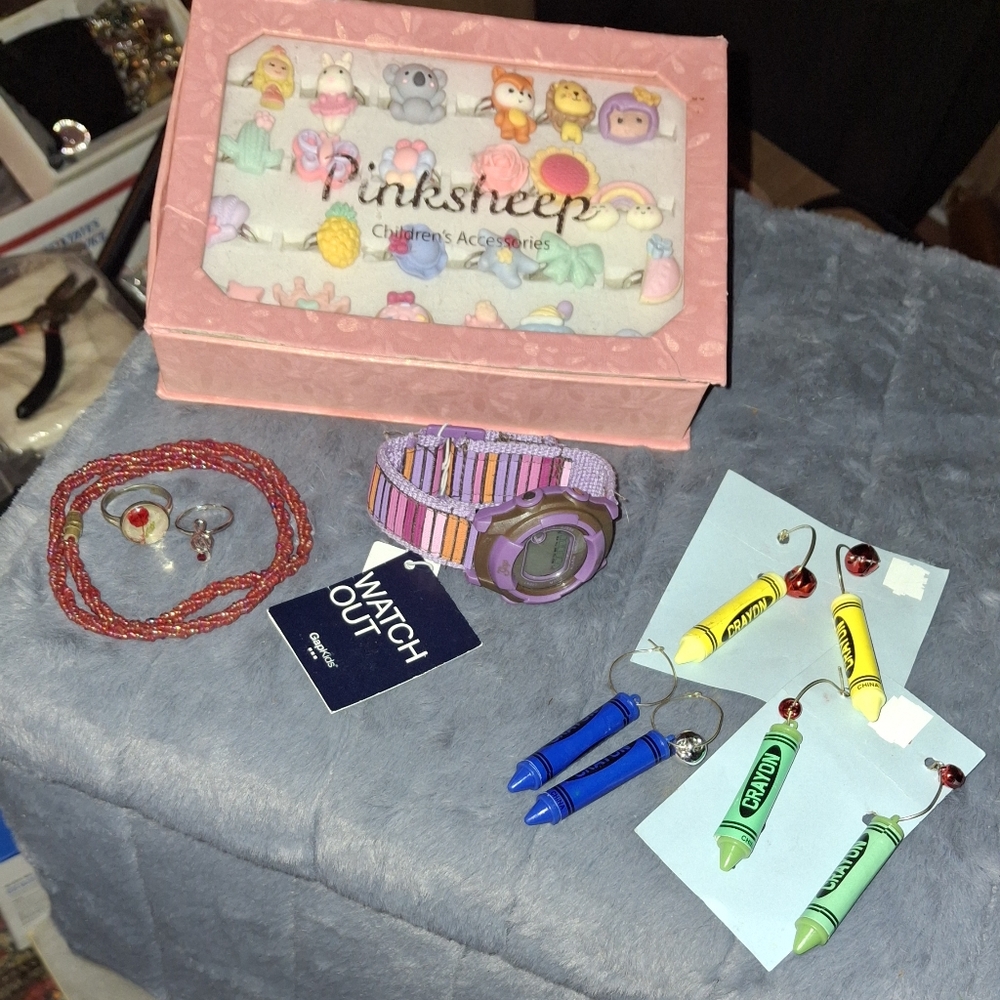 Kids Fun Jewelry. Gap Kids Watch, Adjustable Rings Earrings NEW, Etc - Picture 6 of 10